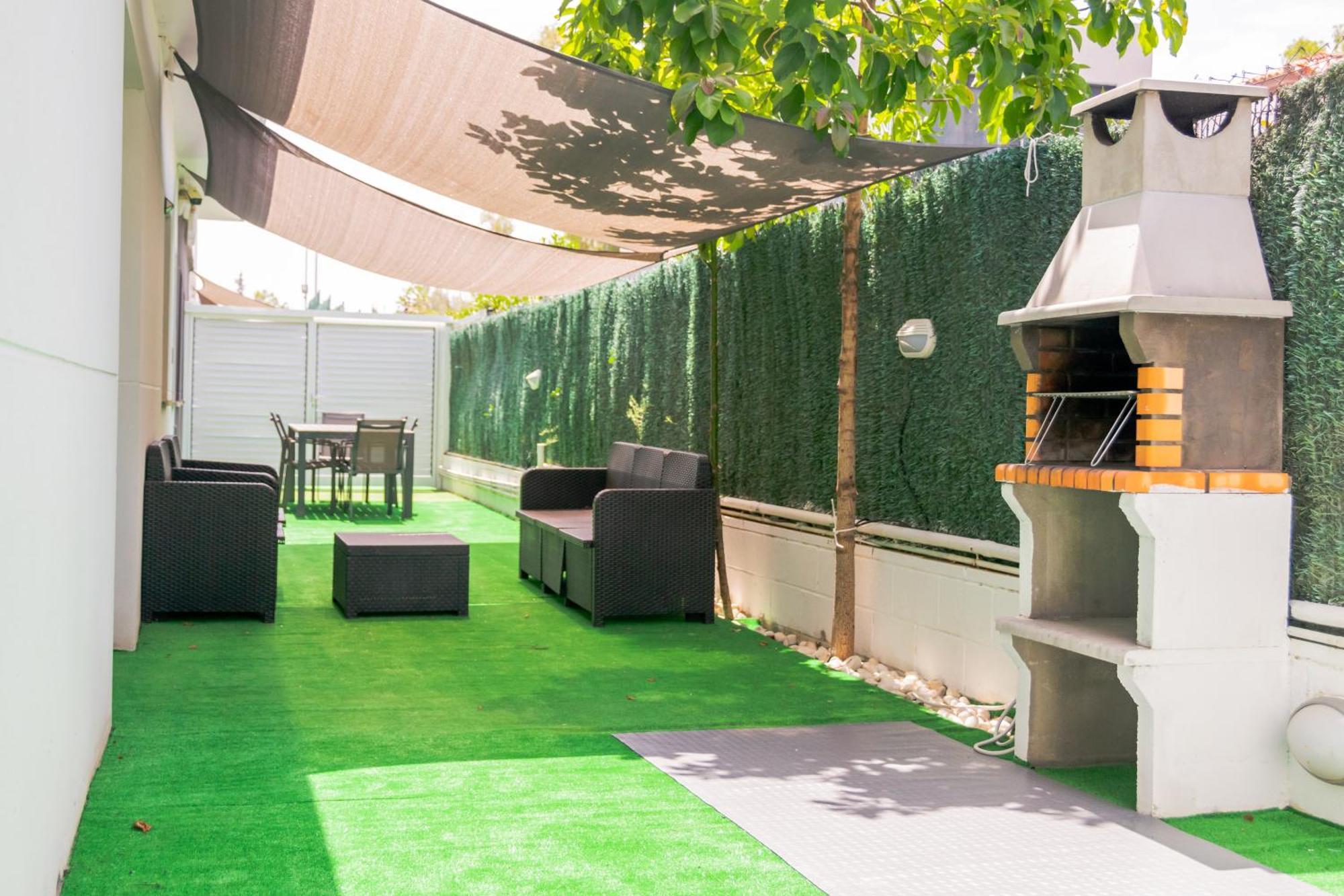 Luxurious Villa Marly II Castelldefels Exterior photo